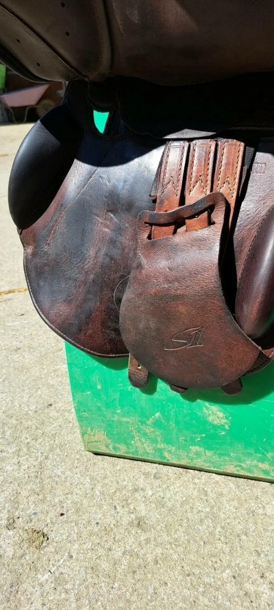 Well Minded 17" Prestige S1 Lux Jump Saddle - Image 2