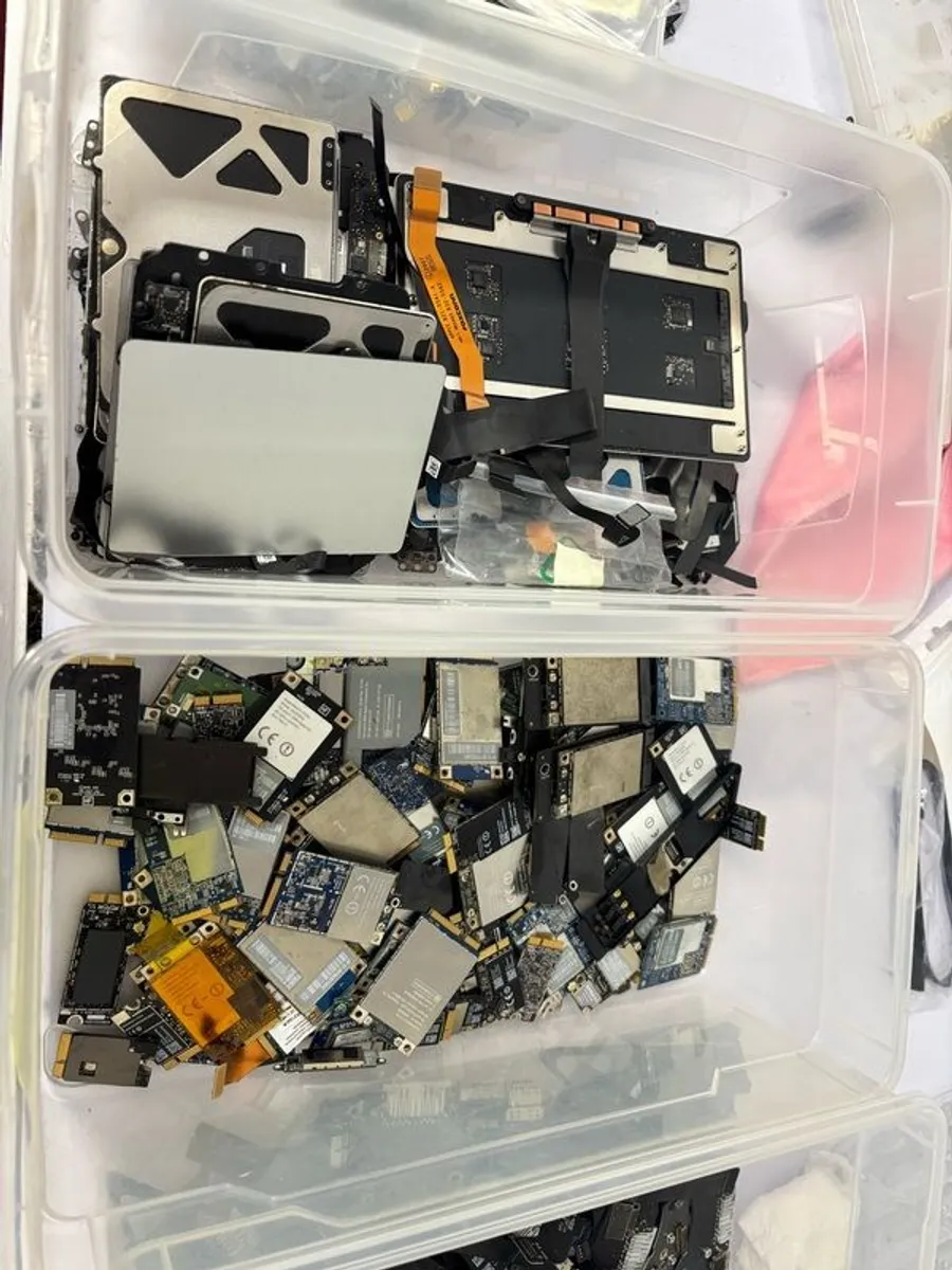 Various MacBook Pro/Air & some iMac parts - Image 2