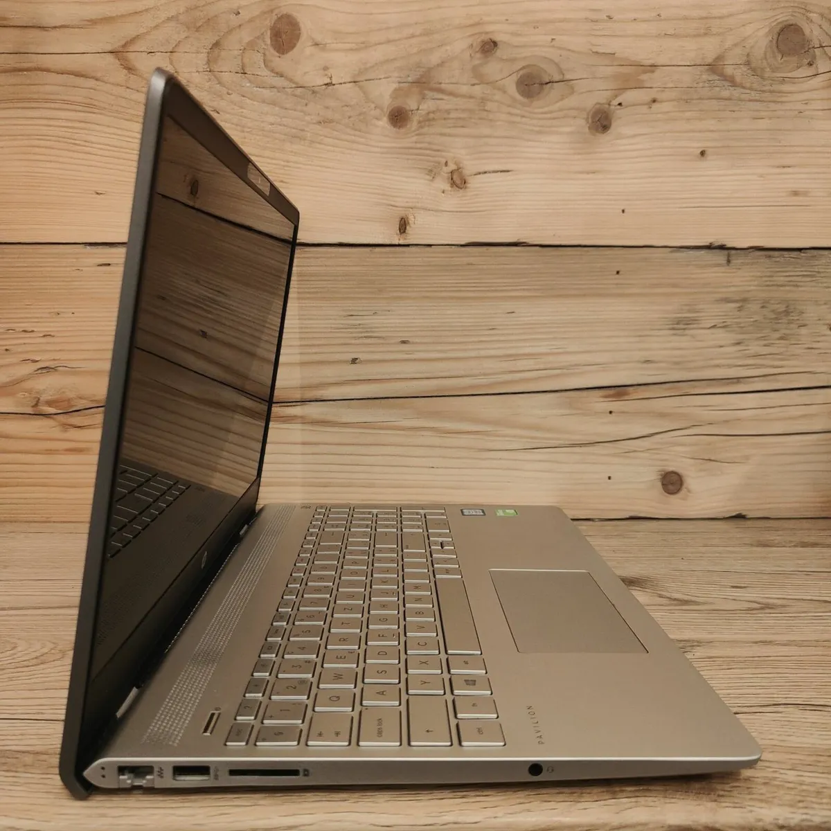 HP / 15.6"/ Intel I7 8th Gen/ NVIDIA GeForce / - Image 2