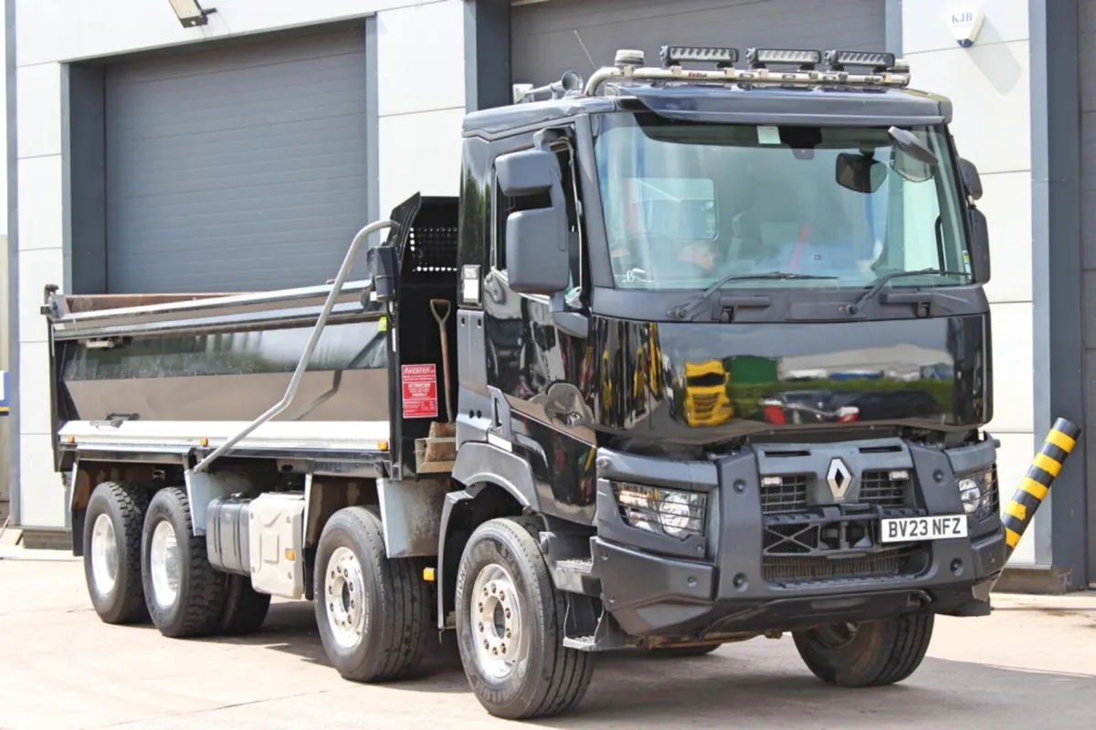 2023 RENAULTC 430 8X4 STEEL BODYTIPPER - Image 1