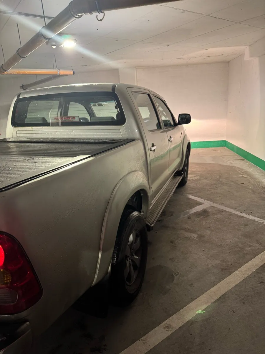 Hilux 2.5 2008 - Image 2