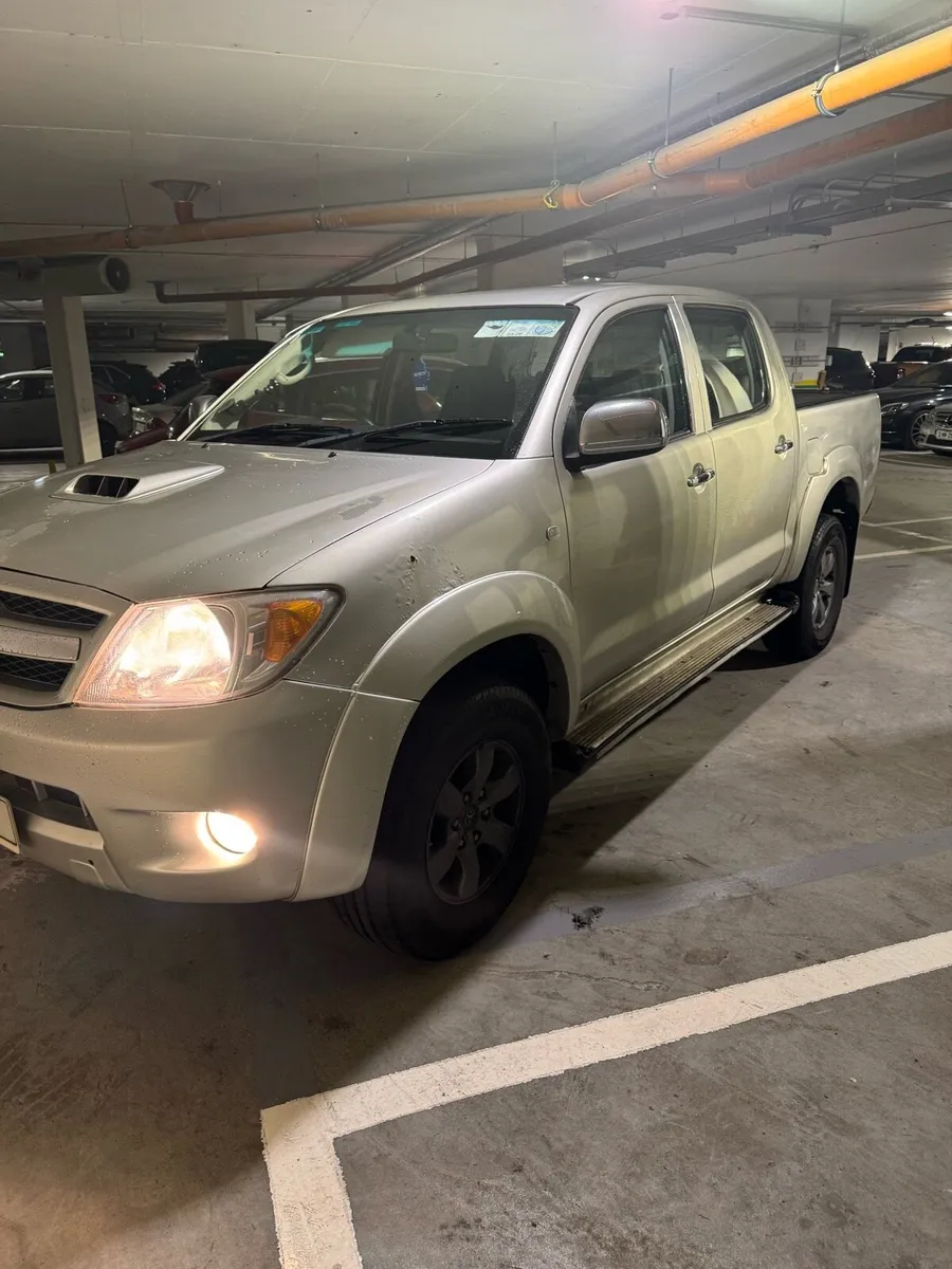 Hilux 2.5 2008 - Image 4