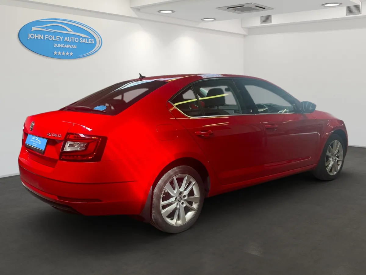 182 -Skoda Octavia -1.0 Automatic - Image 3