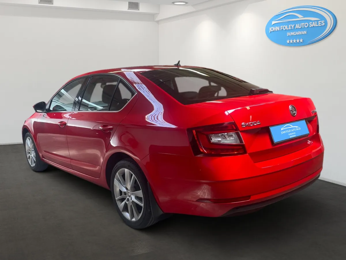 182 -Skoda Octavia -1.0 Automatic - Image 4
