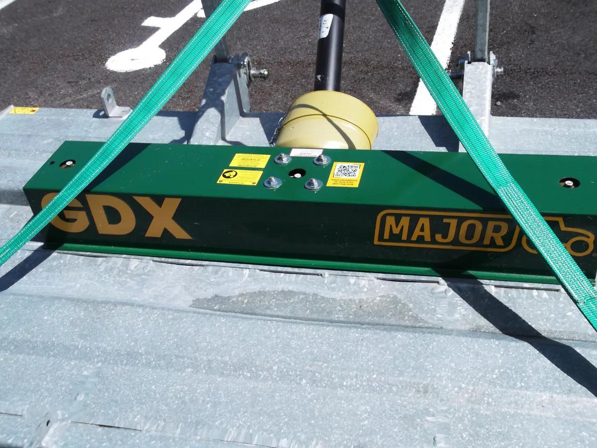 FARM MACHINERY - Image 3