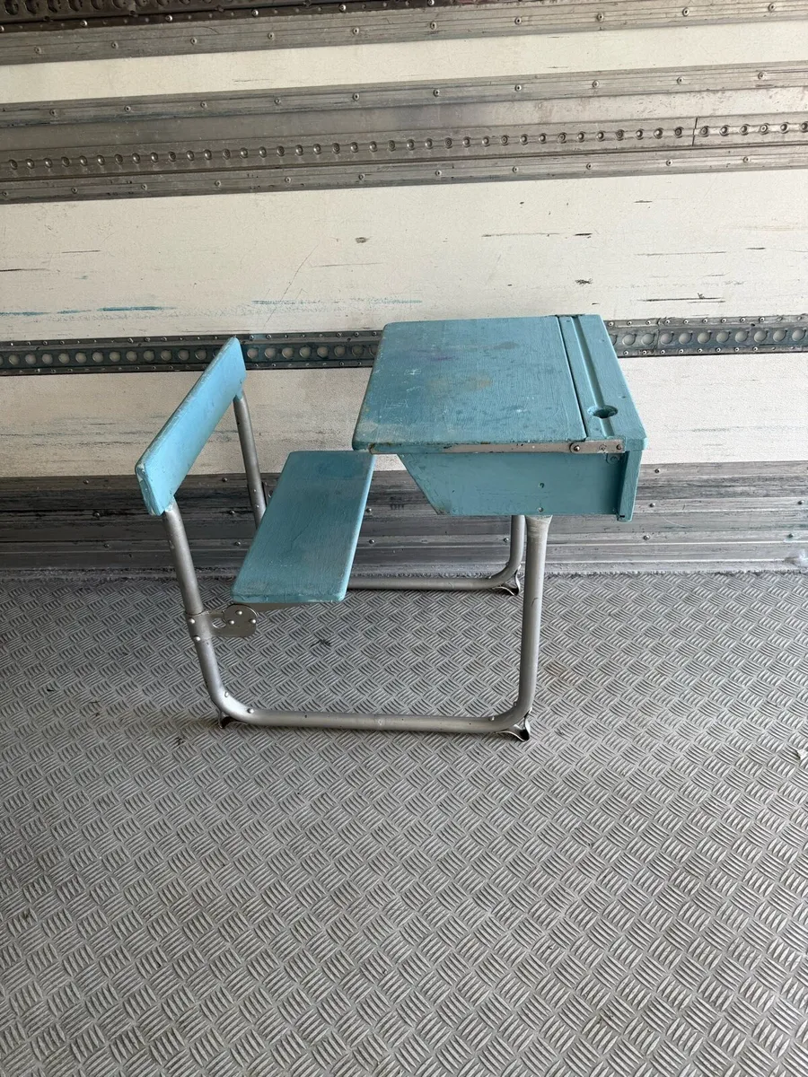Vintage school desk - Image 1