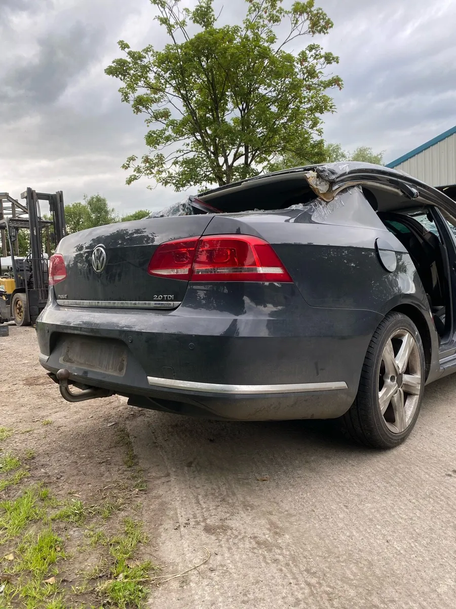 🔵2013 VOLKSWAGEN PASSAT CFFB ENGINE BREAKING FOR - Image 1