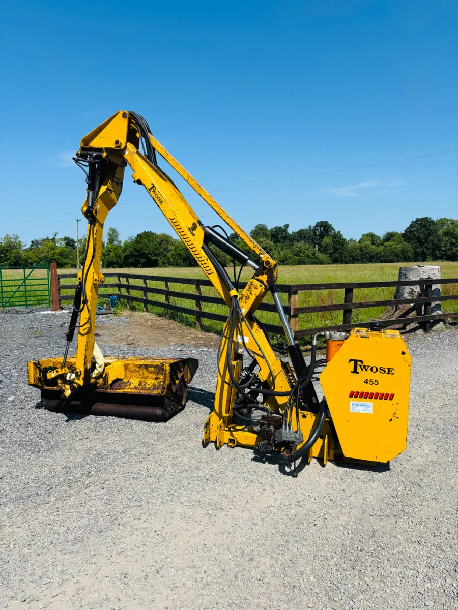 Twose Hedgecutter - Image 1