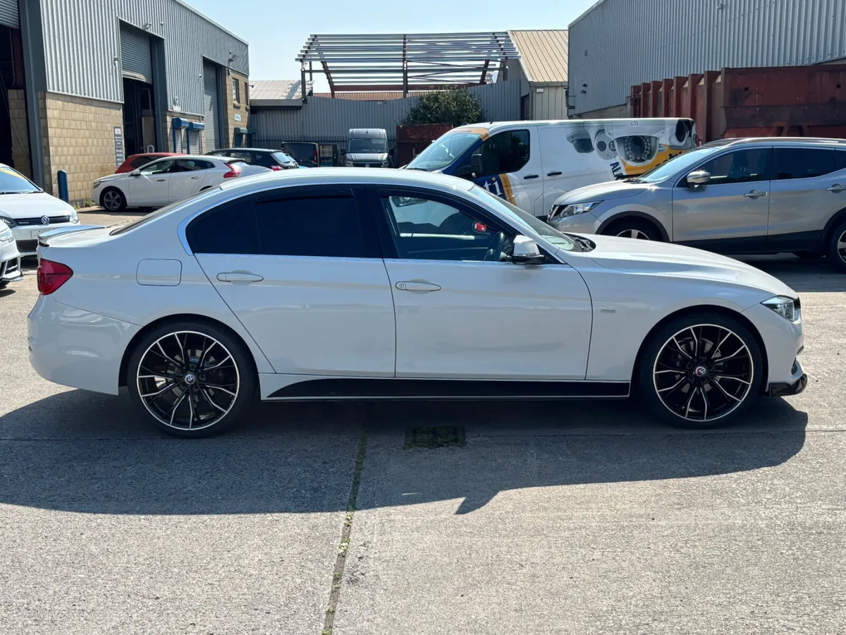 2017 BMW 320D LUXURY AUTO FULLY LOADED WITH EXTRAS - Image 3