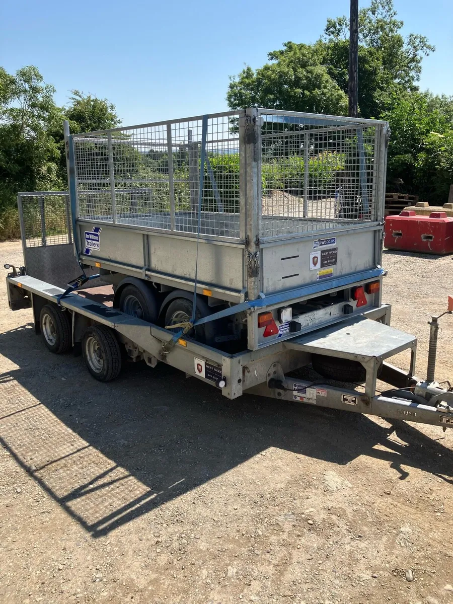 Trailers - Image 4