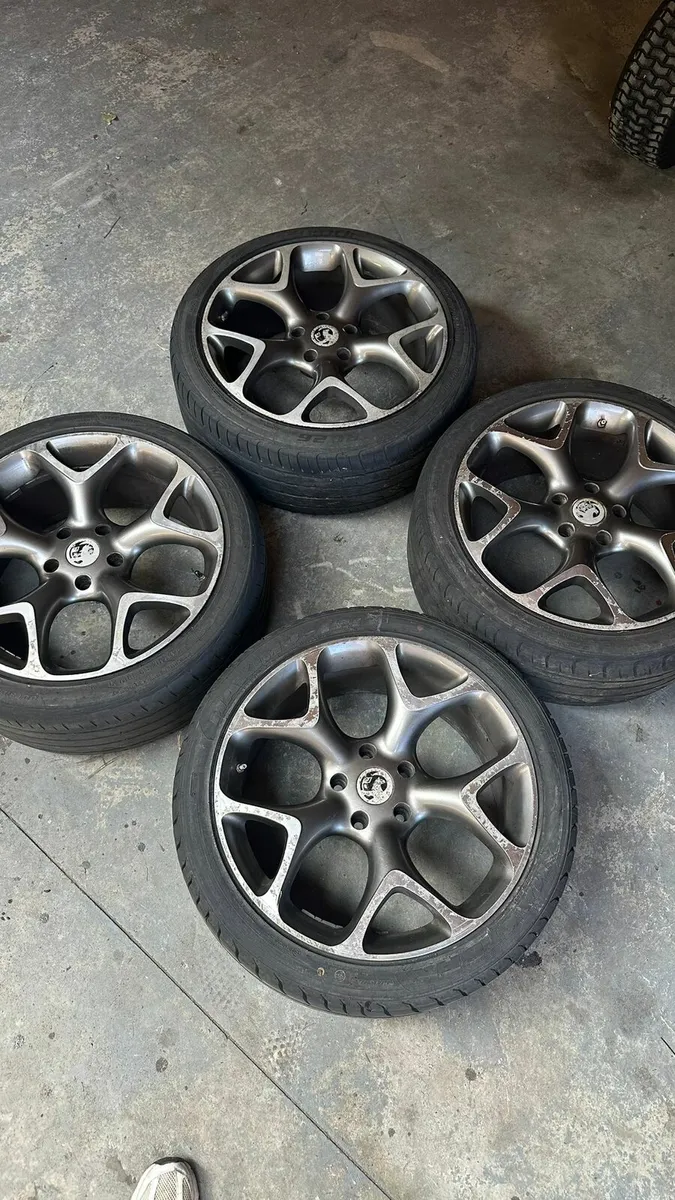 19 Inch Vauxhall Wheels 5 x120 - Image 1