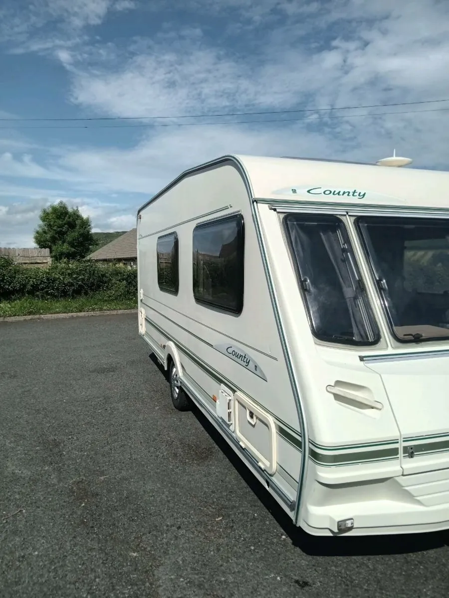 Caravan - Image 2