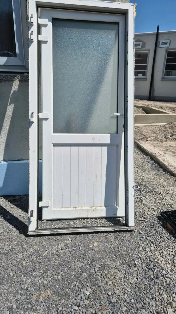 External  doors - Image 1