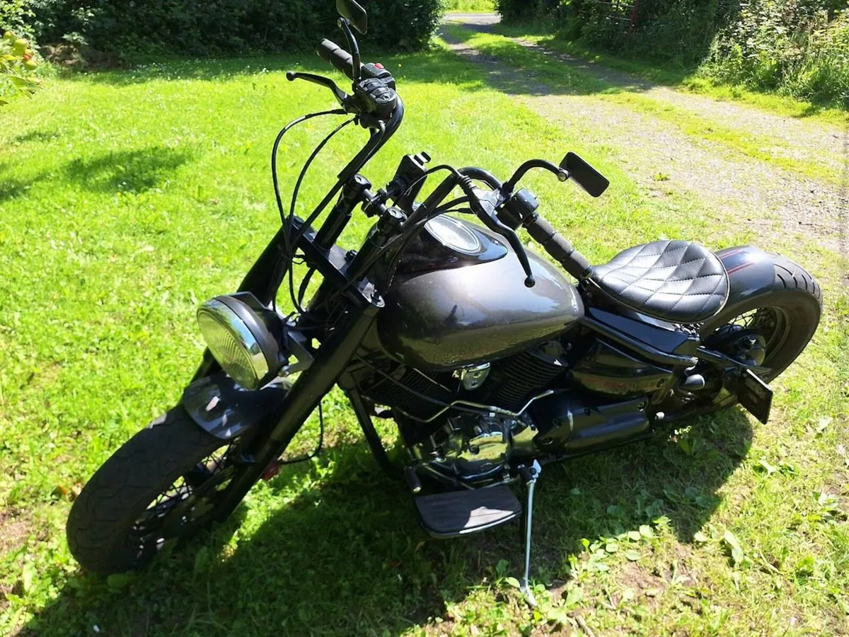 YAMAHA XVS 1100 - Image 1