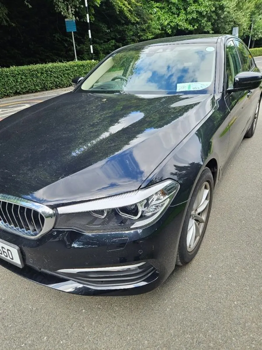 2017 BMW 5 Series - Image 1