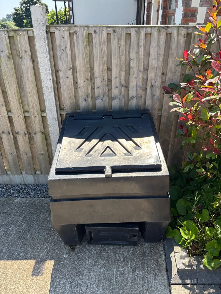Coal bunker - Image 1