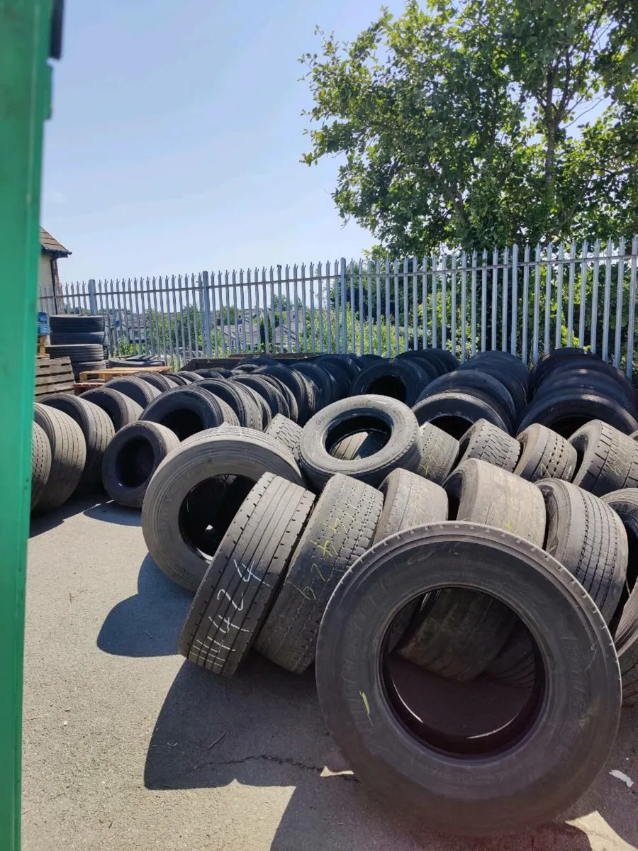 315/70/22.5 & 385/55/22.5 REGROVED truck tyres - Image 2