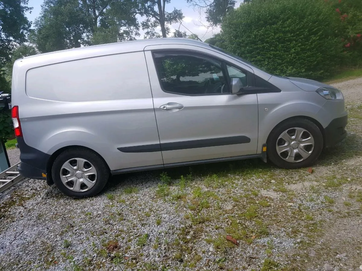 Ford courier - Image 1