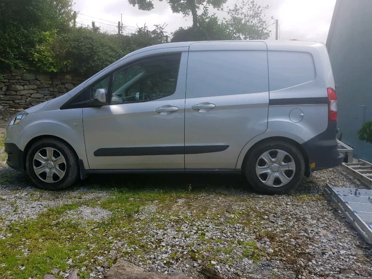 Ford courier - Image 3