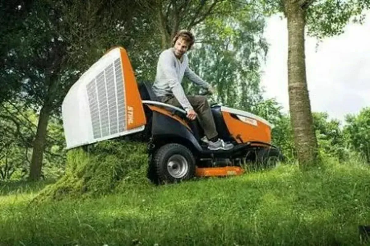 STIHL RT 6112 ZL Ride on lawnmower - Image 4