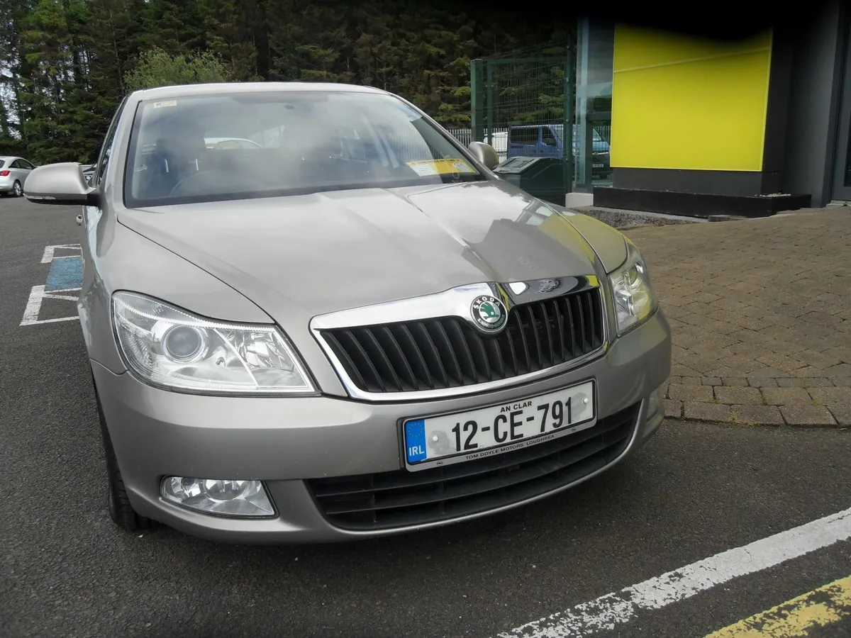 Skoda Octavia 2012 - Image 2