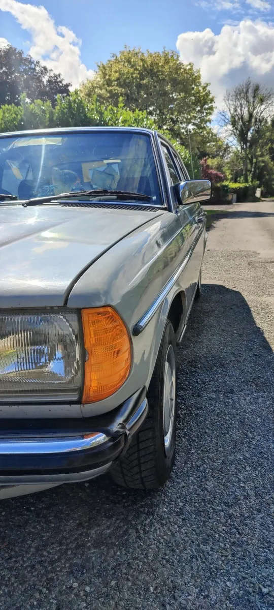 Mercedes-Benz Other 1984 - Image 3