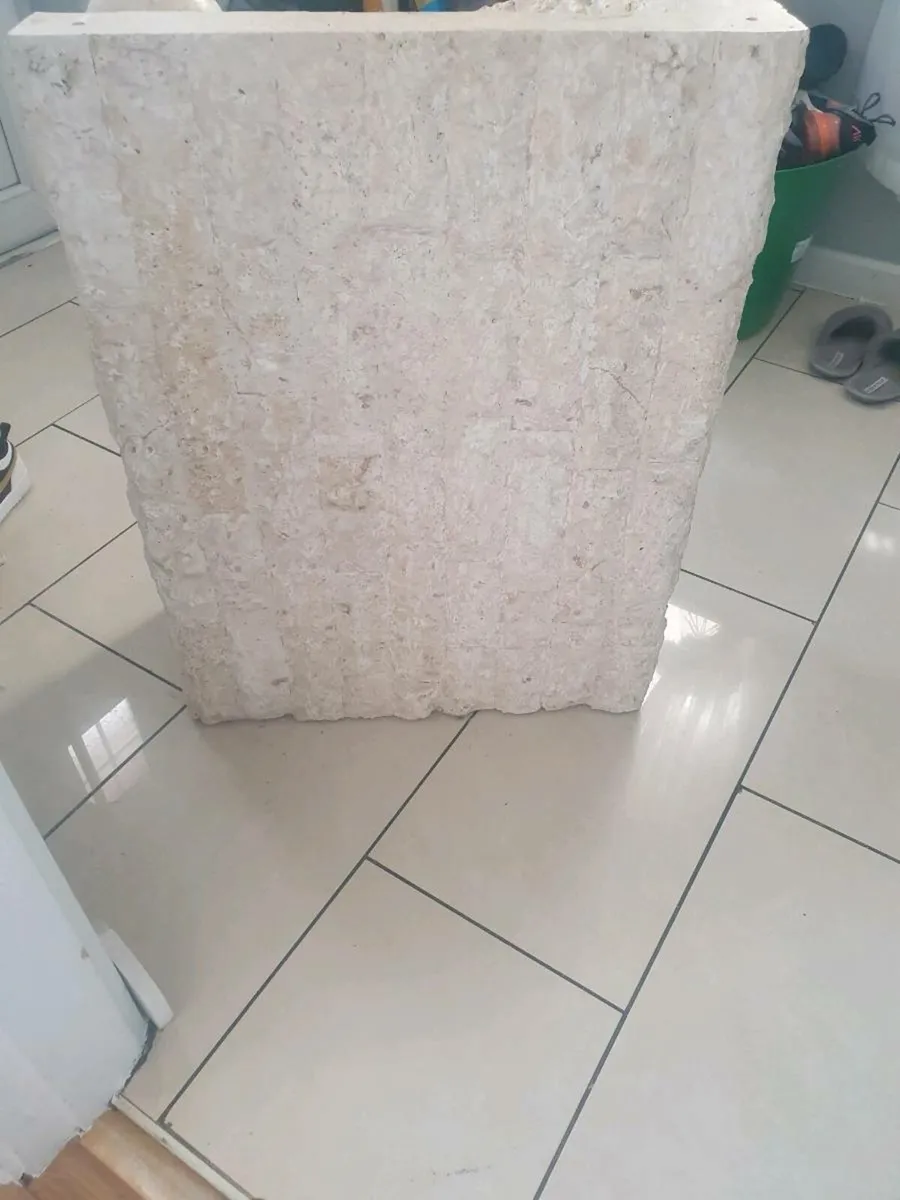 STONE TABLE - Image 2