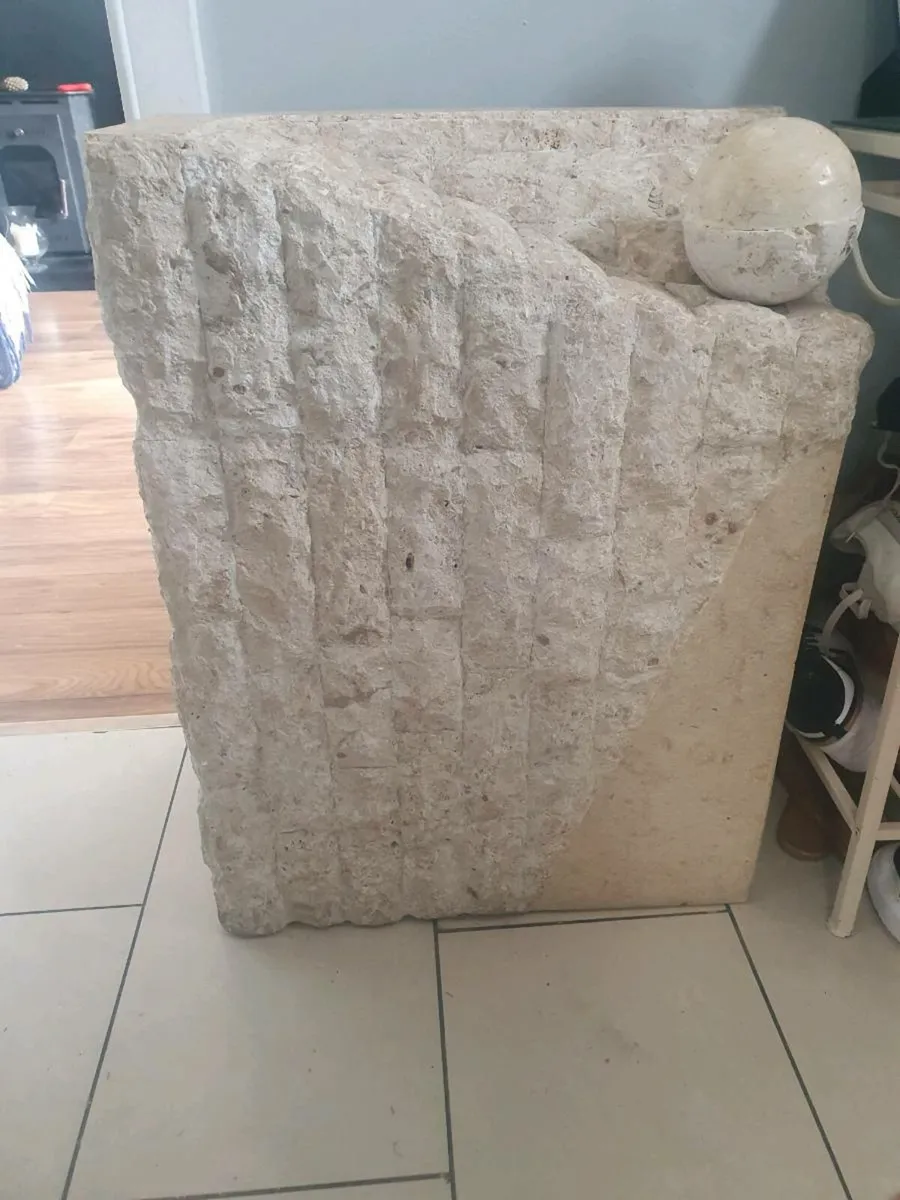 STONE TABLE - Image 3