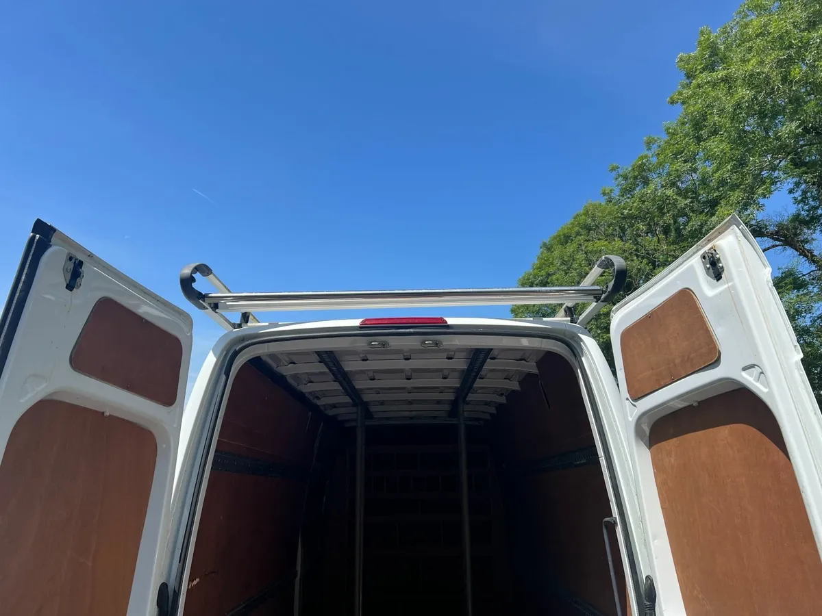Mercedes-Benz Sprinter 2016 - Image 2
