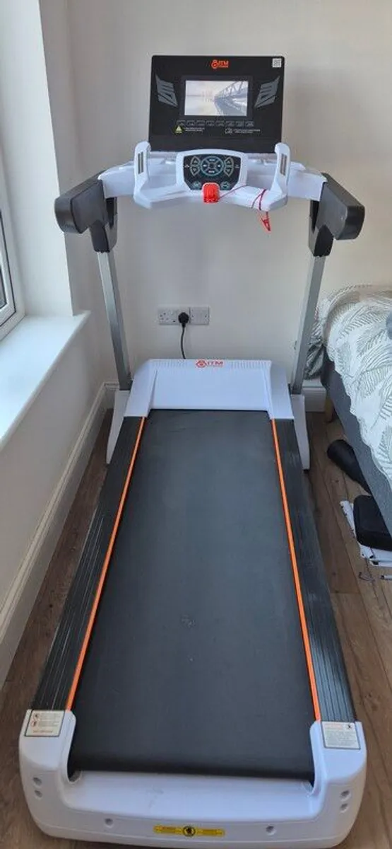 commercial SMART folding Treadmill with incline C-88 Ultra - white - Image 1