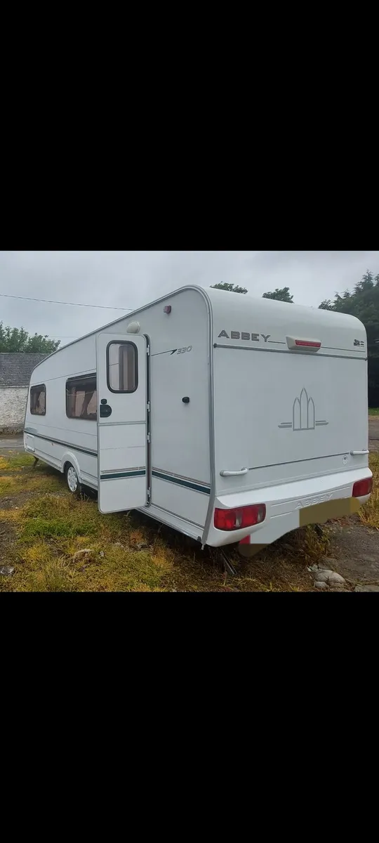 Caravan - Image 1