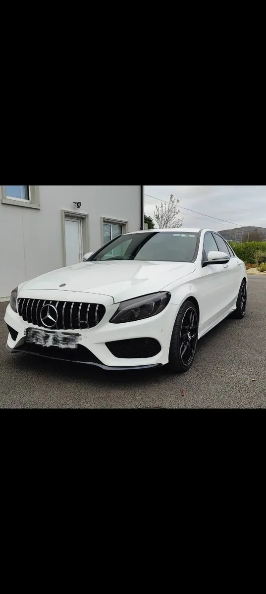 Mercedes-Benz C-Class 2017 - Image 4