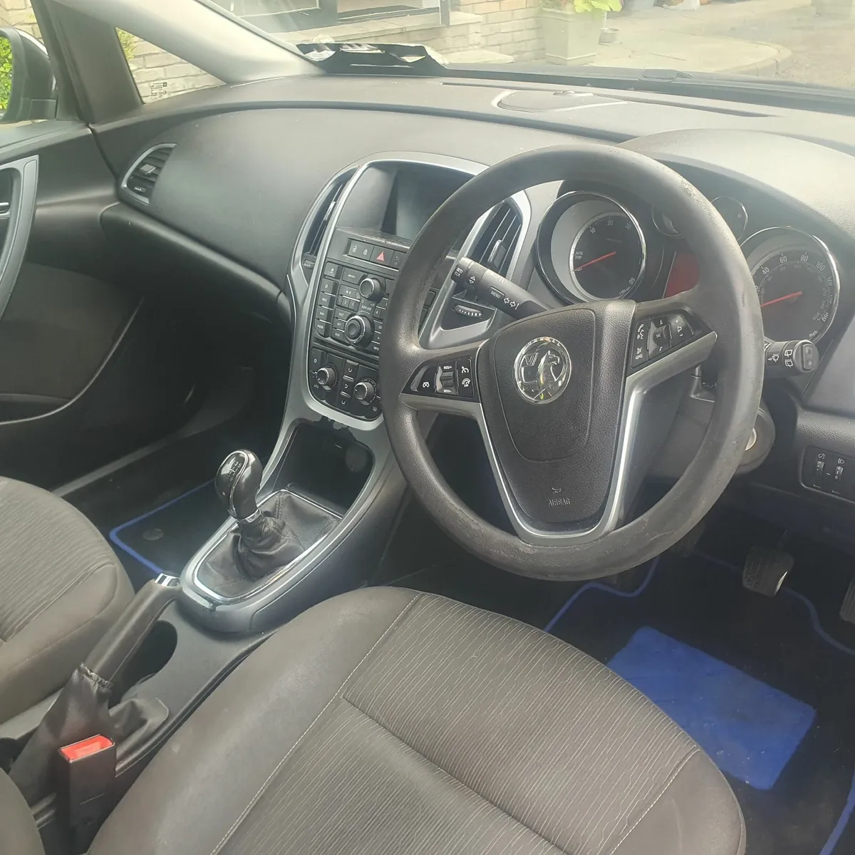 Vauxhall Astra 2014 Diesel - Image 3