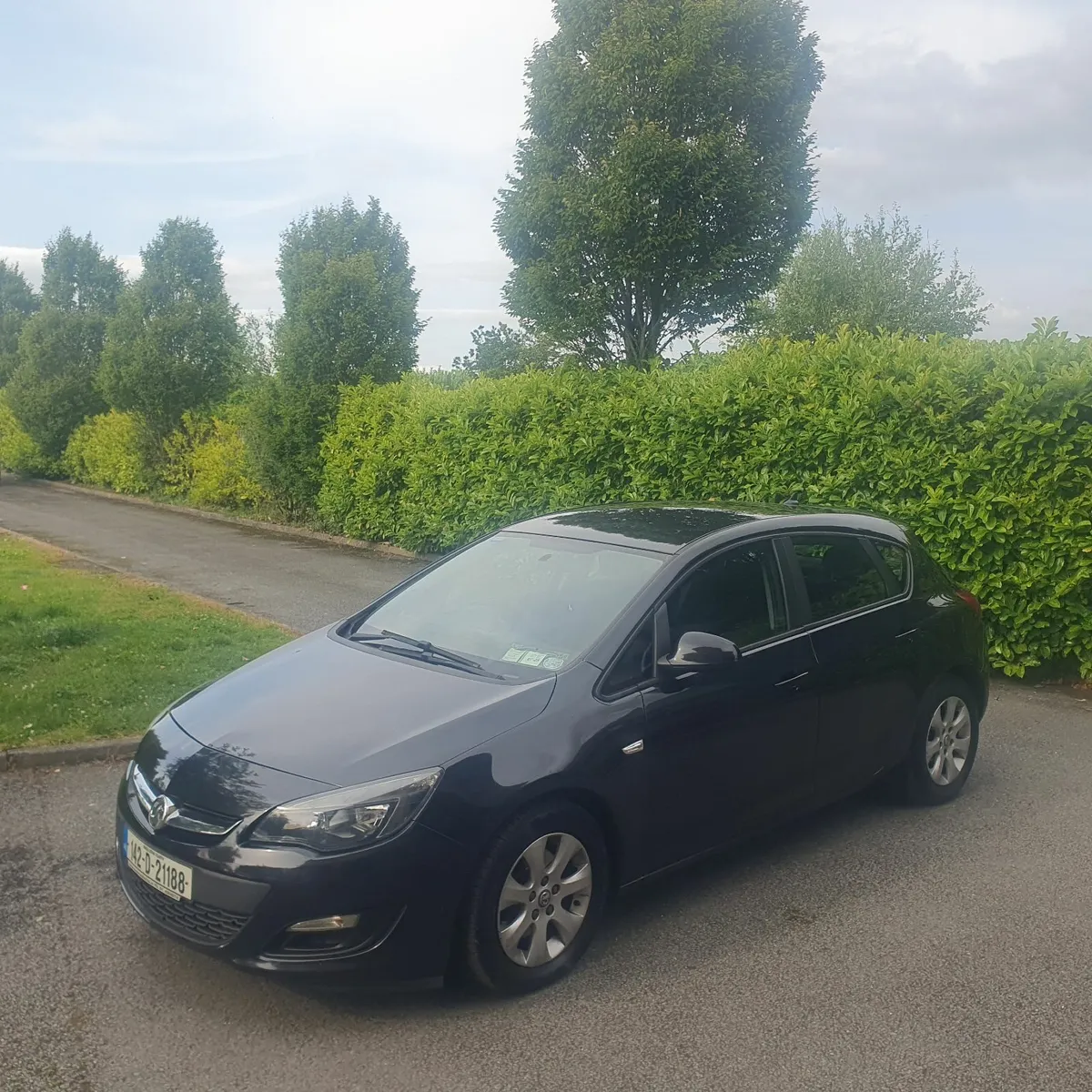 Vauxhall Astra 2014 Diesel - Image 2