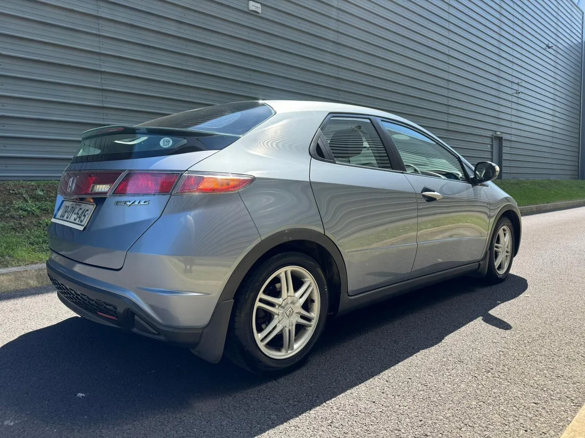 Honda Civic 2008 - Image 4