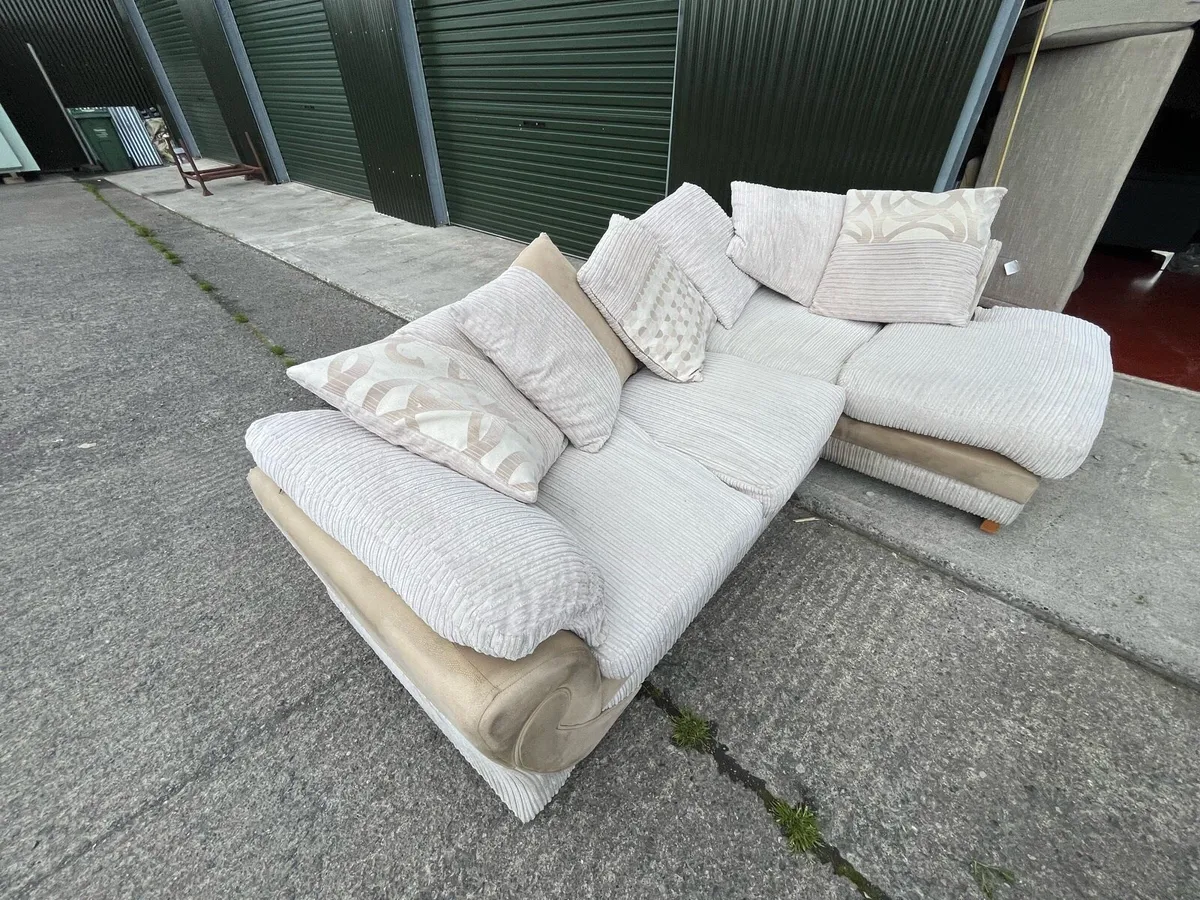 Beige corner sofa set - Image 2
