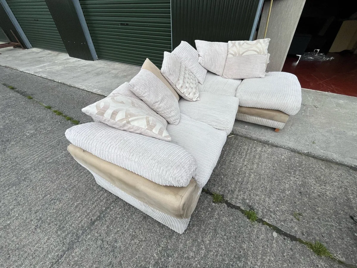 Beige corner sofa set - Image 3