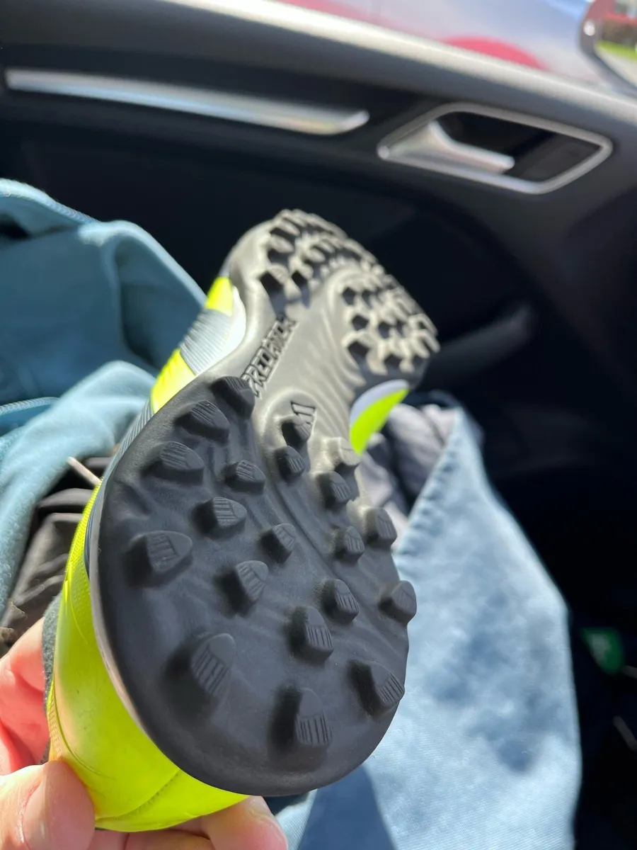 Adidas Predator - Image 3