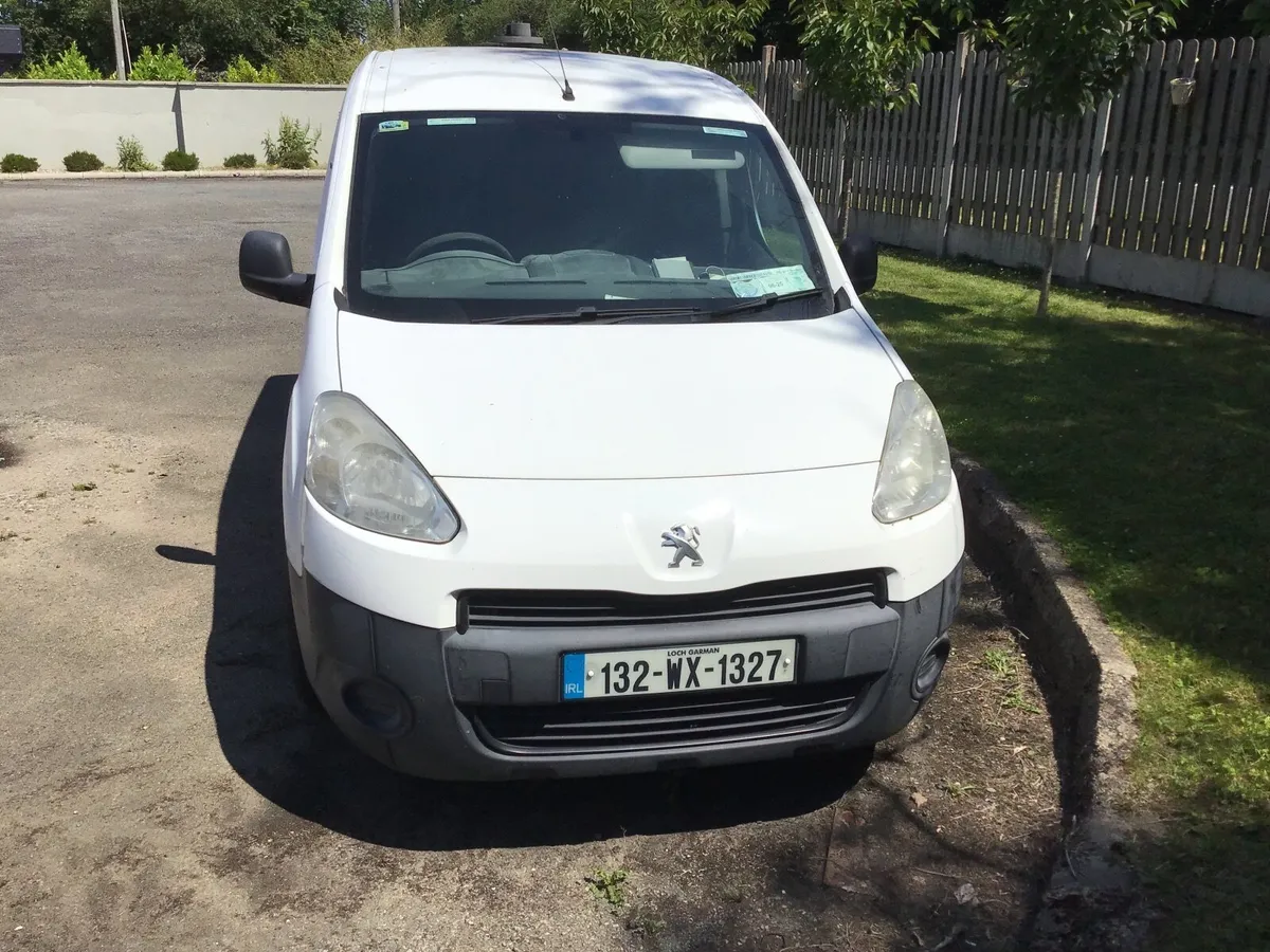 Peugeot Partner 2013 car trailer,hull - Image 4