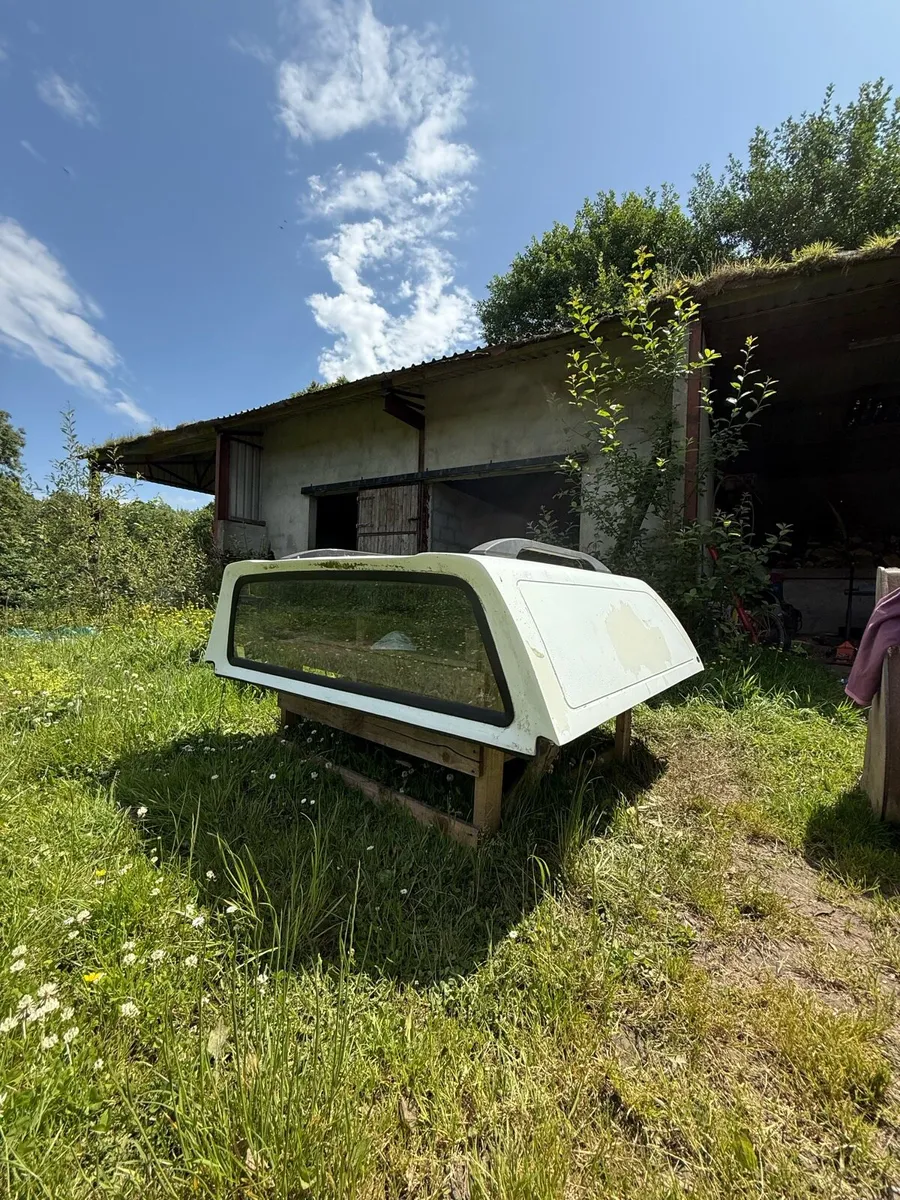 Mitsubishi L200 Canopy - Image 2