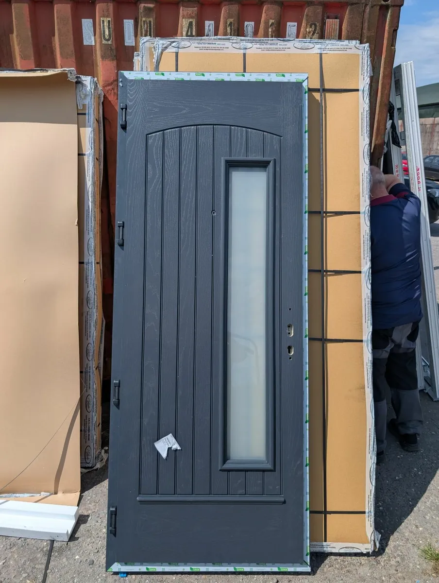 Door - Image 2