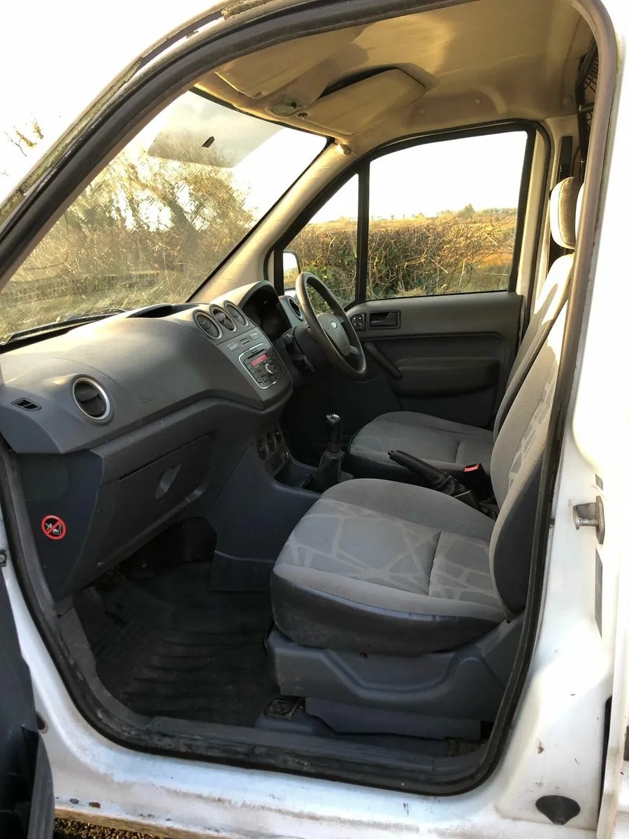 Transit connect van - Image 1