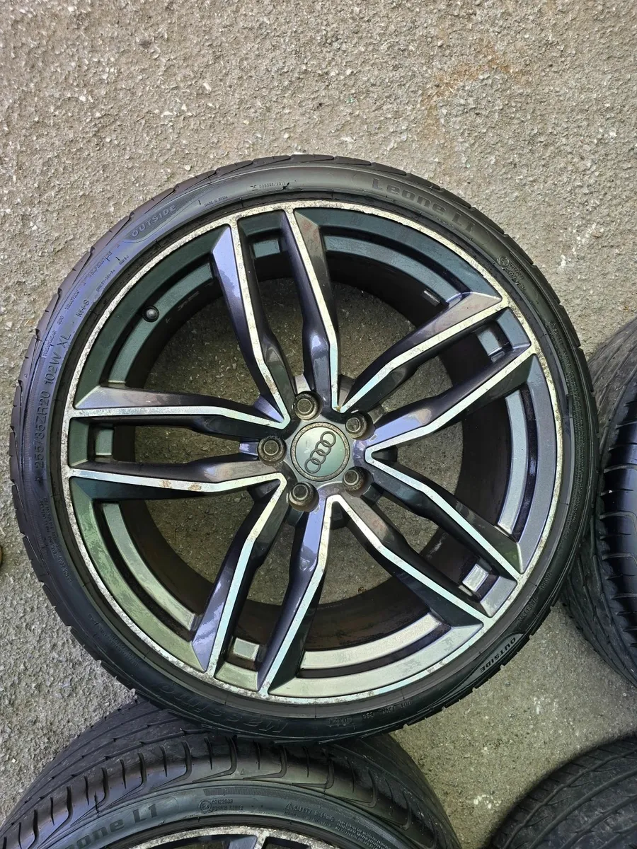 Audi R20 Alloy Wheels with Good Tyres - Image 3