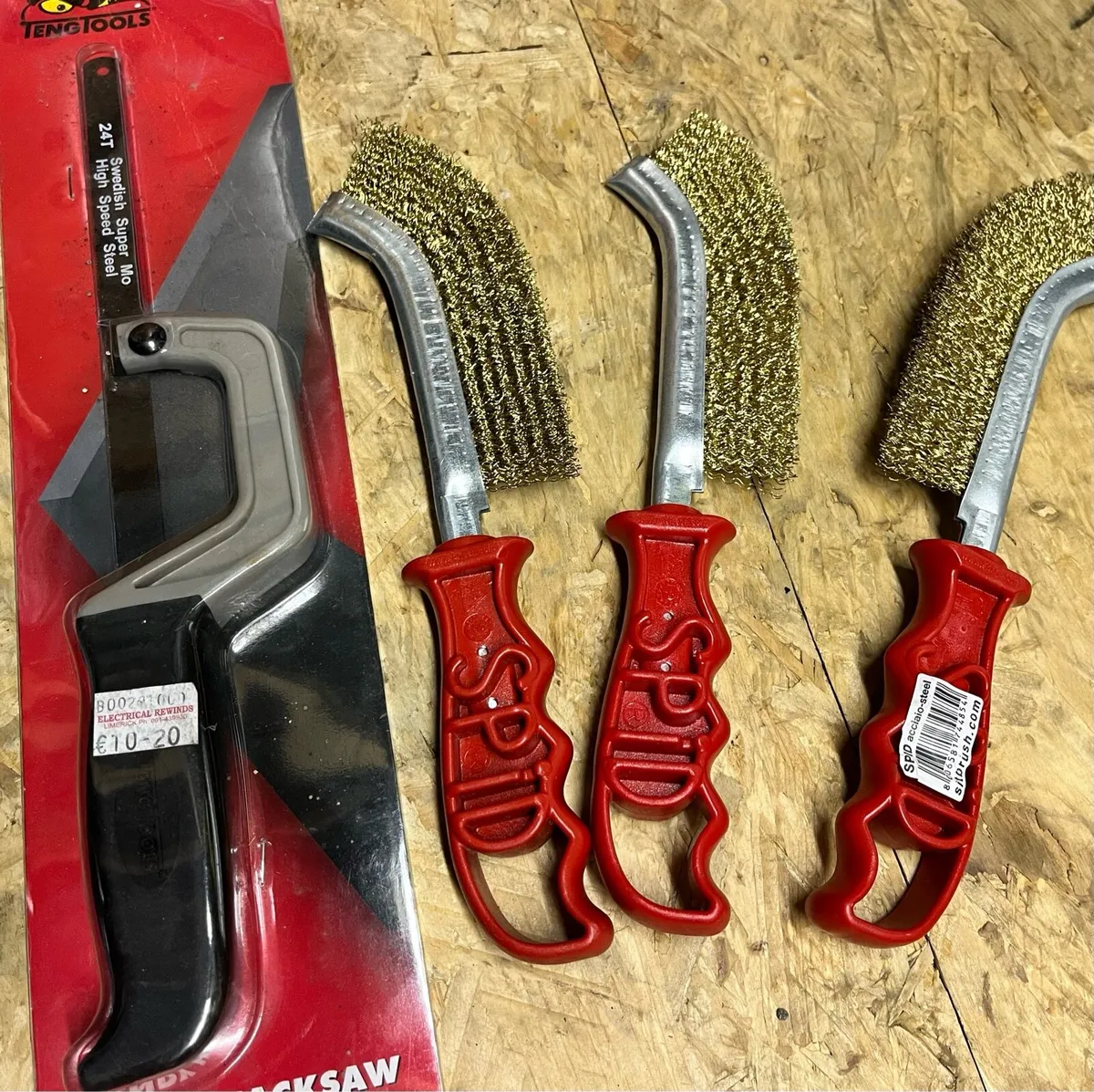 New items for sale - Image 1