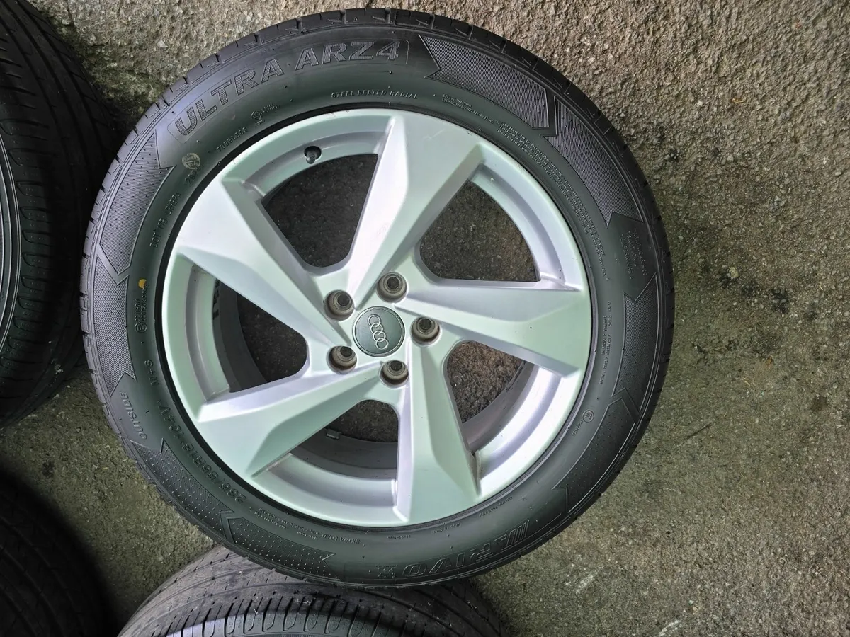 Original Audi Q9 2019 R18 Alloy Wheels with tyres - Image 2