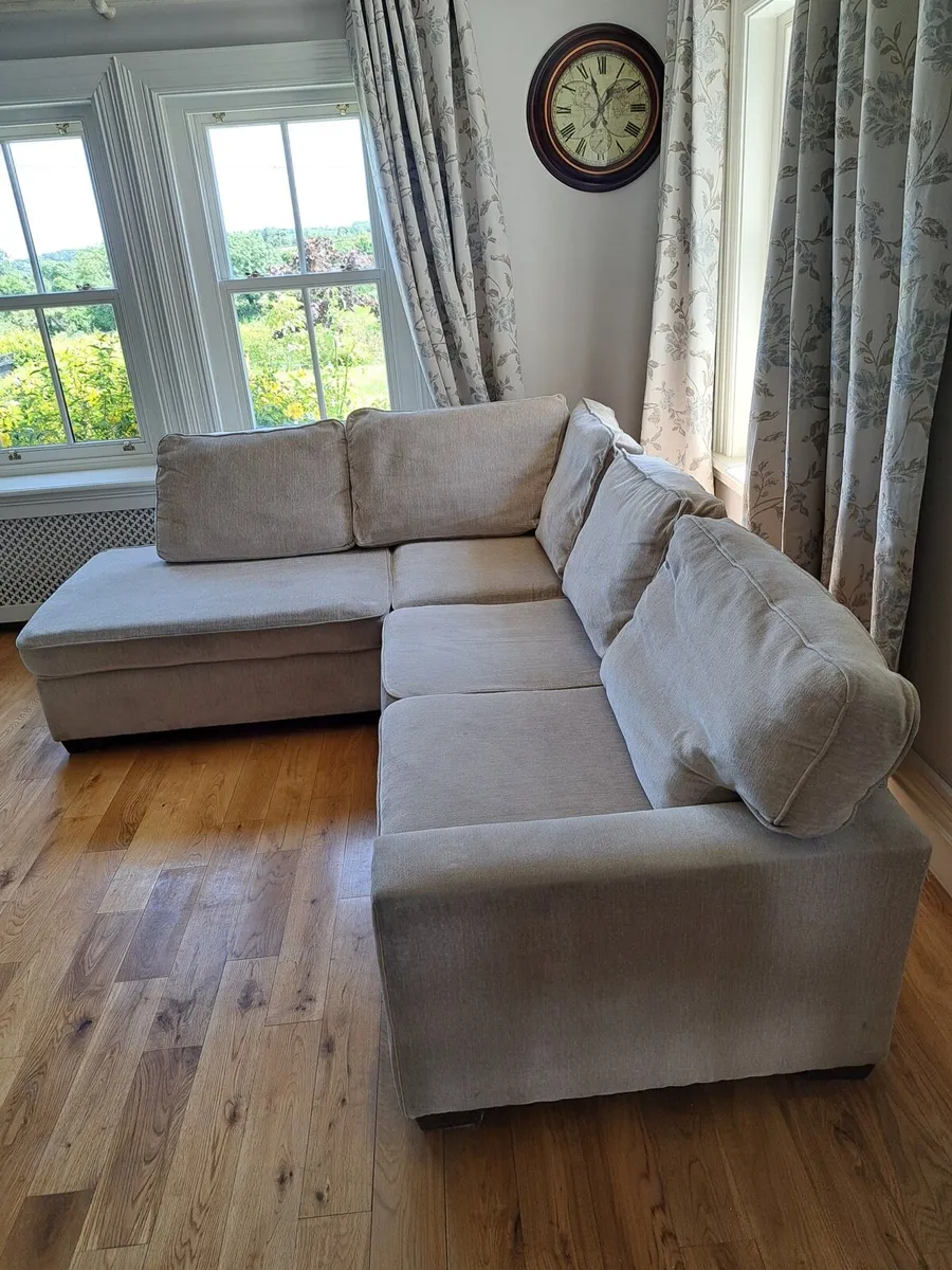 Corner Couch - Image 4