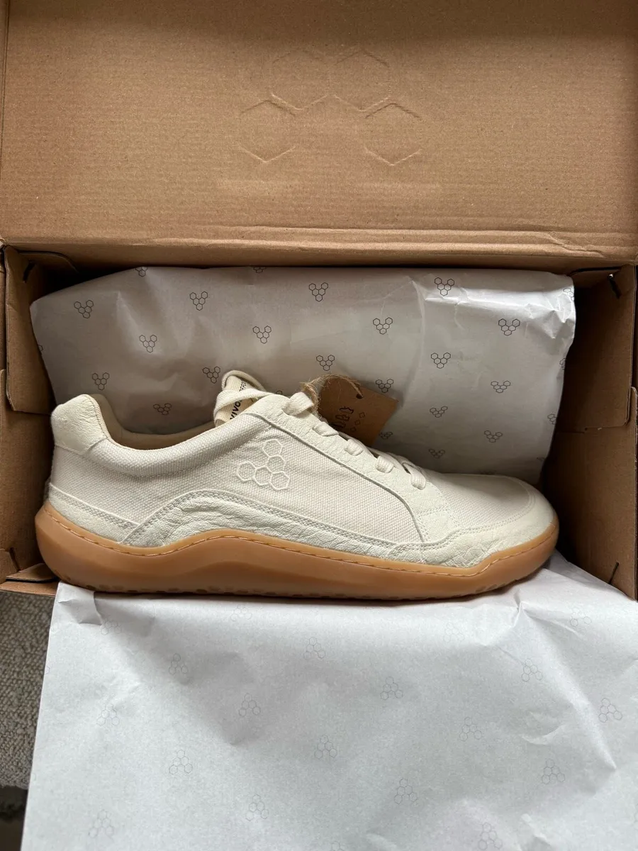 Vivobarefoot Gobi II Canvas Shoes - Image 1