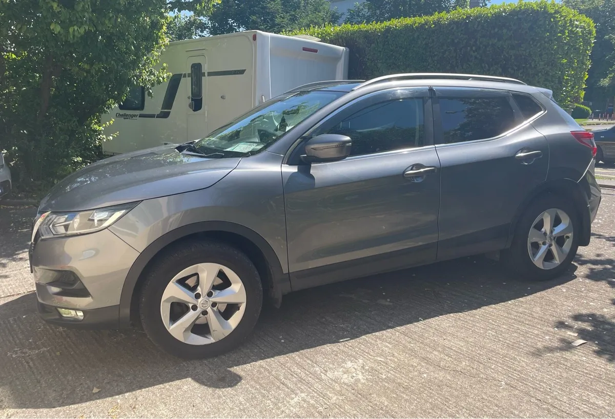 Nissan Qashqai 1.6 SV - Image 2