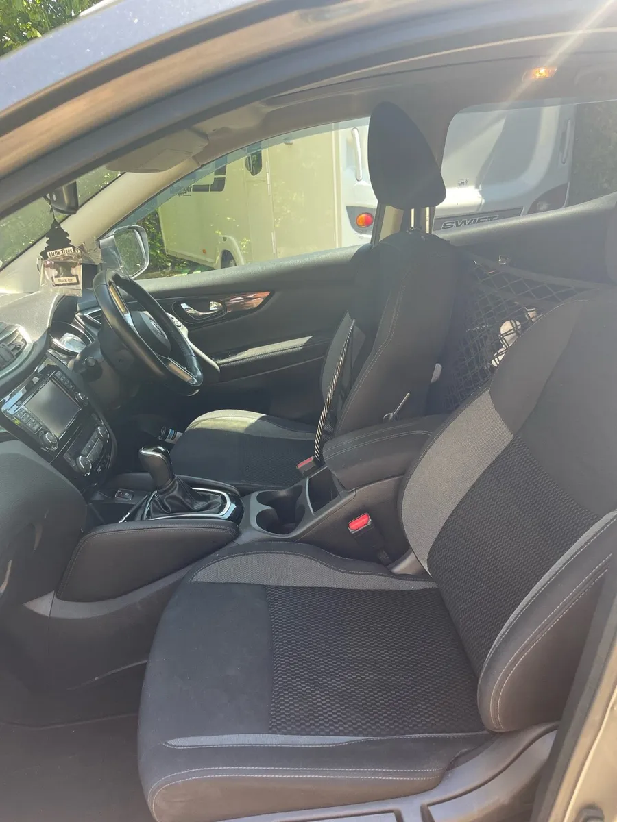 Nissan Qashqai 1.6 SV.  Nearest Offer. - Image 4