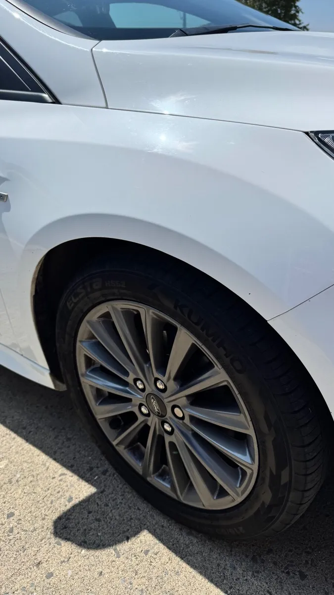 Ford Focus 2018 ST-Line 1L Eco Boost - Image 4